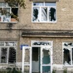 Guerre en Ukraine : cinq civils tués par des frappes russes dans l'est du pays
          Les frappes sont survenues jeudi dans les régions de Donetsk et Kharkiv, selon les autorités locales.
